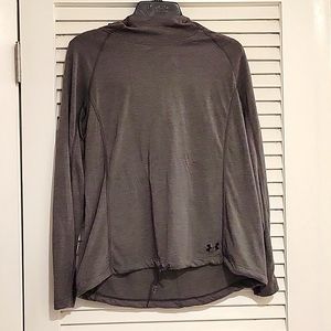 NWOT Under Armour long threadborne long sleeve  lightweight hoodie sz M